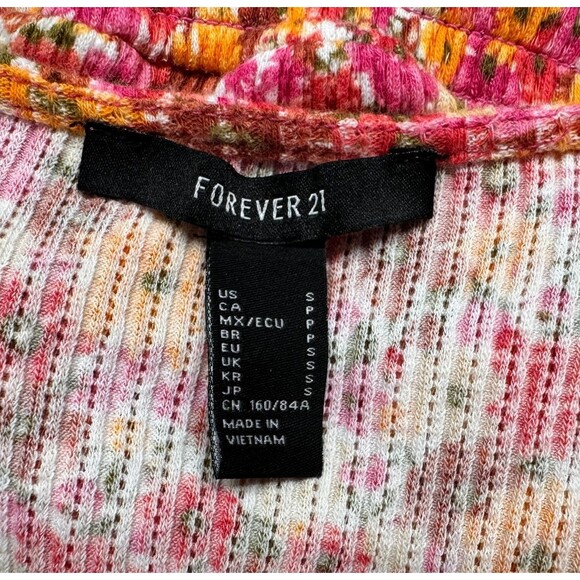 Forever 21 Ladies Sz S Blouse Ribbed Stretch Peplum Floral Short Sleeve V-Neck - Picture 3 of 3